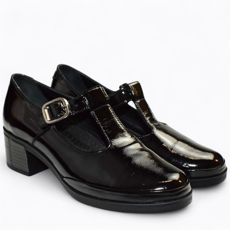 Skórzane czarne półbuty damskie Coretta