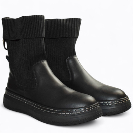 Yasiria Women's Black Leather Ankle Boots