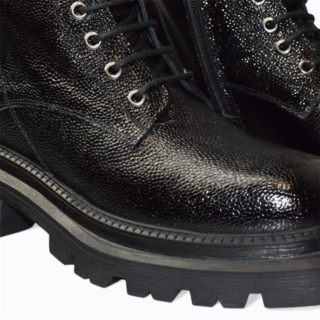 Isaldin Women's Black Leather Boots