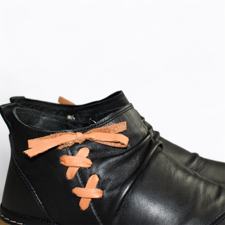 SKÓRZANE CZARNE TRZEWIKI DAMSKIE KAVIANI