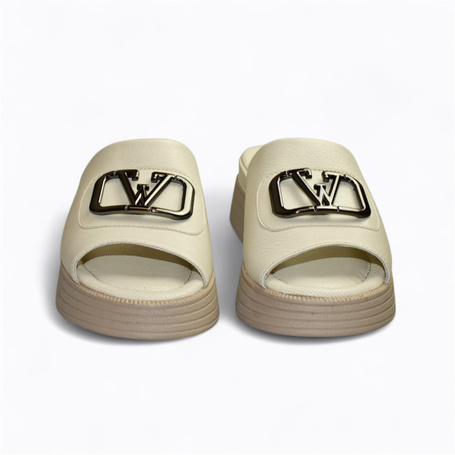 ECRU WOMEN'S KARILDA FLIP-FLOPS
