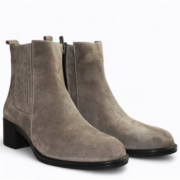 Noravia Women's Gray Leather Ankle Boots