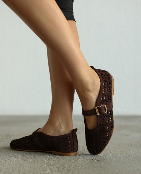 Seperti Women's Leather Chocolate-Brown Low-Cut Shoes