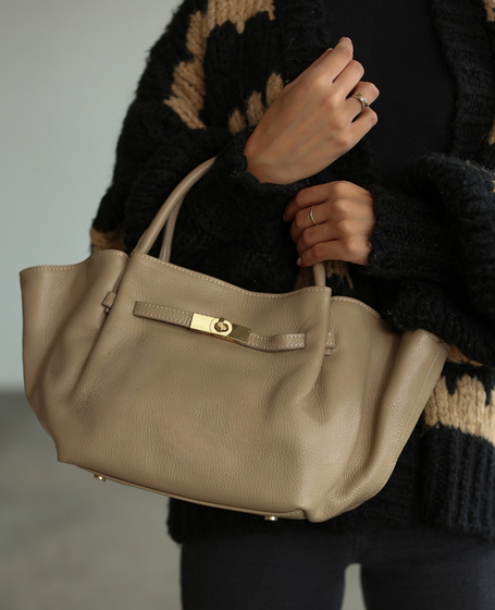 Trebeca Cappuccino - Medium Leather Tote
