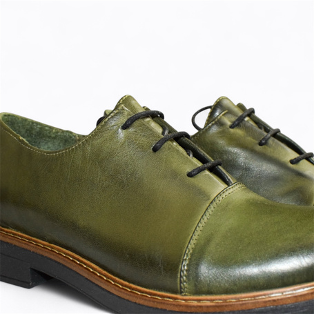 Elvisia Women's Green Leather Low-Top Shoes
