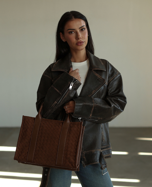 Ralinia Rudy - Women's Leather Trunk with a Braided Effect