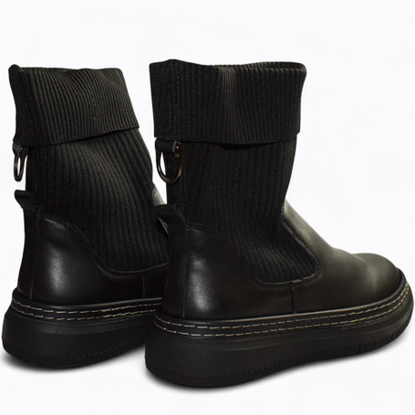 Yasiria Women's Black Leather Ankle Boots