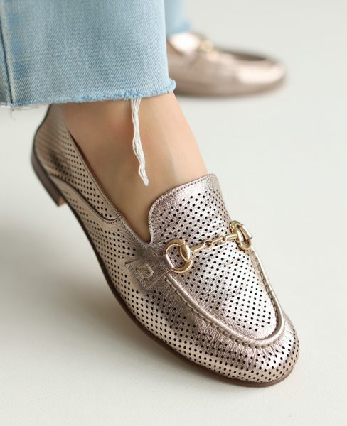 Fenella Women's Leather and Copper Low-Cut Shoes