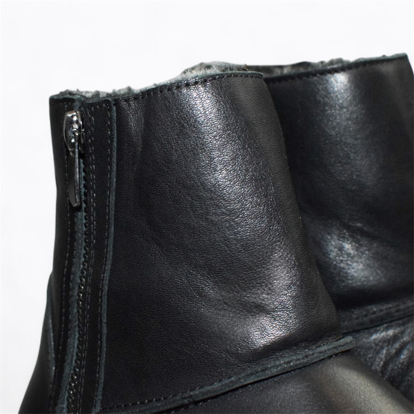 Thaliva Women's Black Leather Barefoot Boots