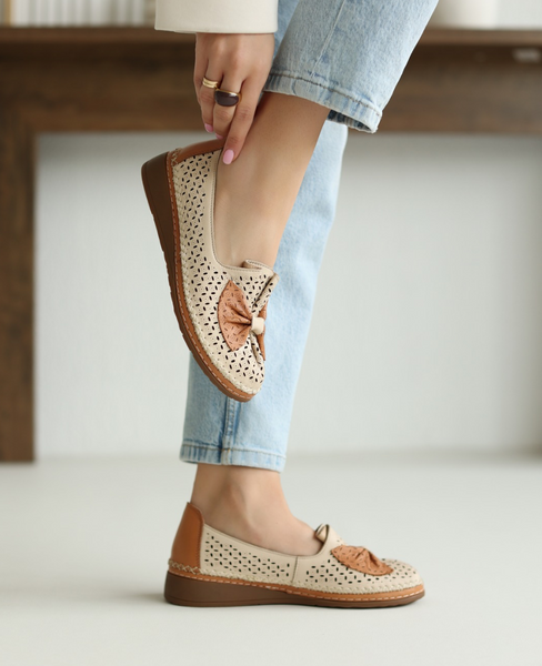 Meriori Beige Leather Women's Low-Top Shoes