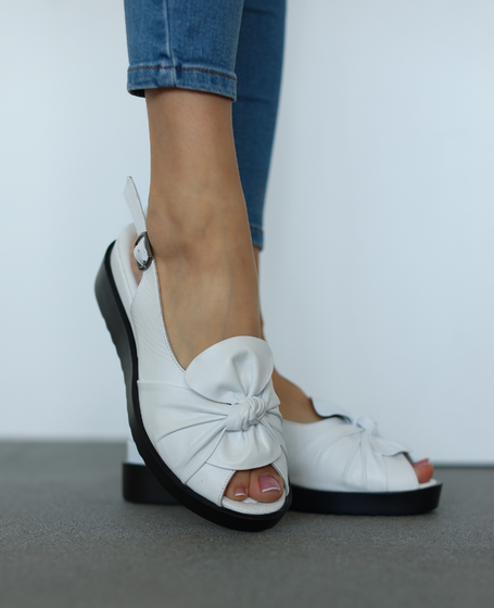Nadriya White Leather Women's Sandals