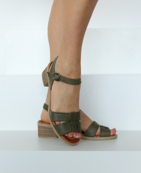 Fortina Women's Olive Leather Sandals