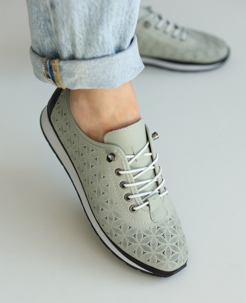 Amferia Women's Mint-Colored Leather Low-Cut Shoes
