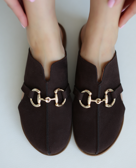 Hirlina Women's Leather Chocolate-Colored Flip-Flops