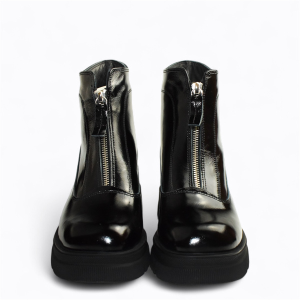 Auvrina Women's Black Leather Ankle Boots
