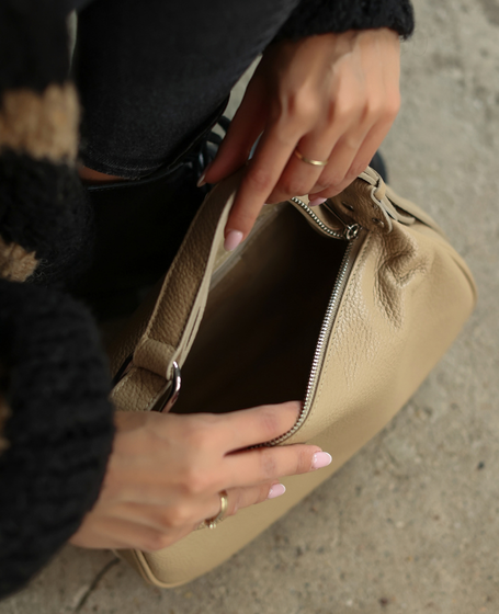 Thirian Cappuccino - Leather Shoulder Bag