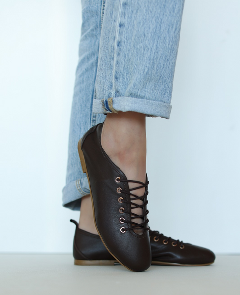 Kanvira Women's Leather Chocolate-Brown Low-Cut Shoes