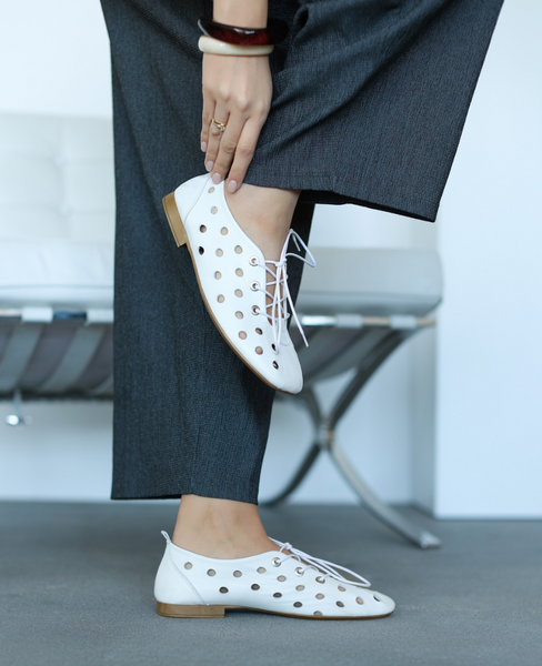 Telveri Women's White Leather Shoes