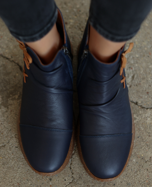 Werenli Navy Blue Leather Women's Boots