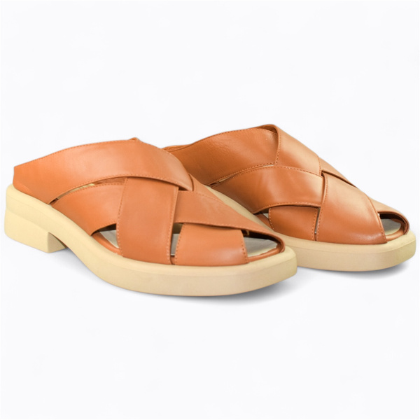 BINOLDA WOMEN'S RED SANDALS