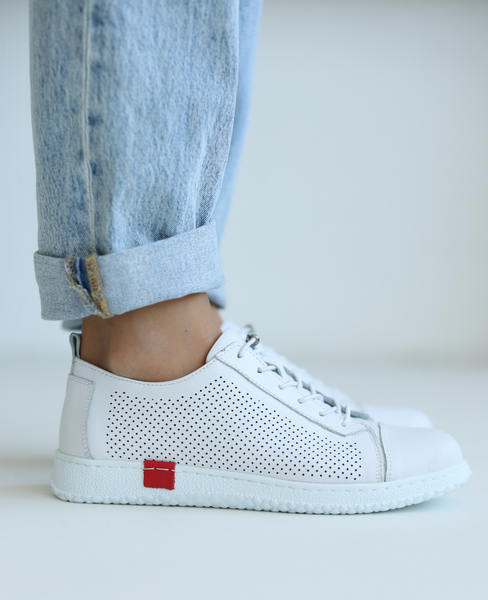 Skórzane białe sneakersy damskie Girelia