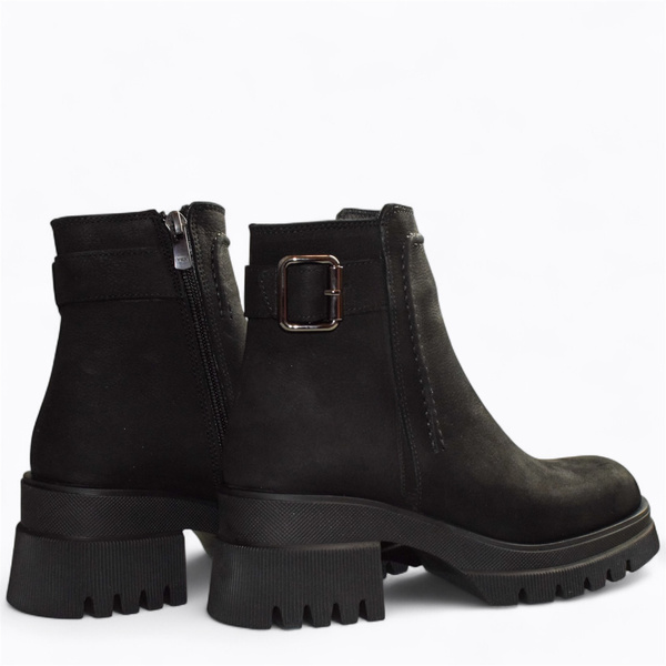 Selvira Women's Black Leather Ankle Boots