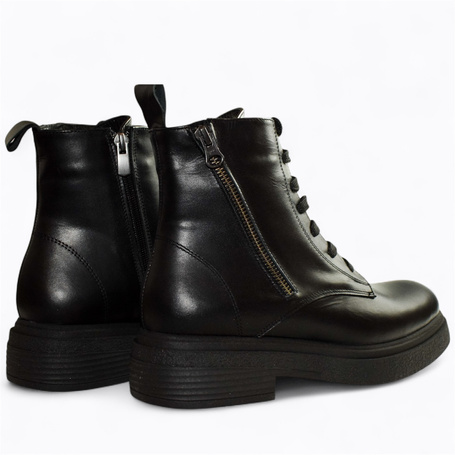 Reviona Women's Black Leather Ankle Boots