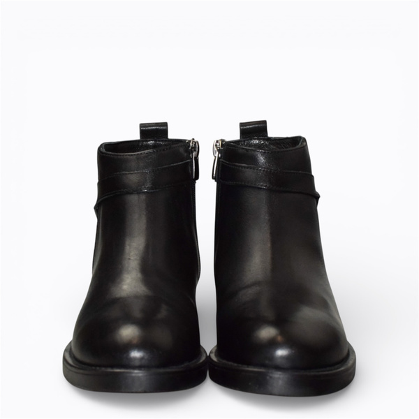 Siliora Women's Black Leather Ankle Boots