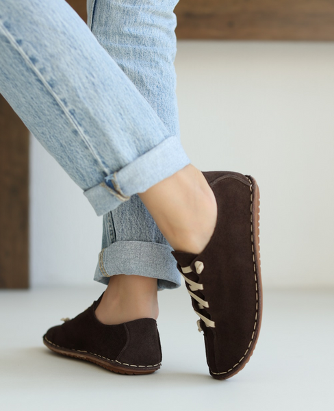 Aeryssa Women's Leather Chocolate-Brown Low-Cut Shoes