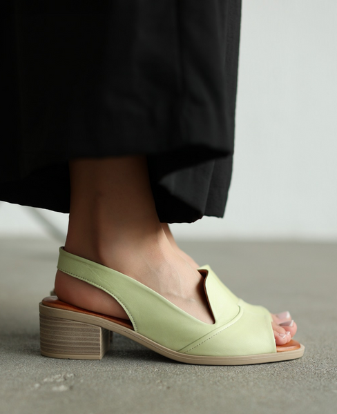Caniris Women's Pistachio-Colored Leather Sandals