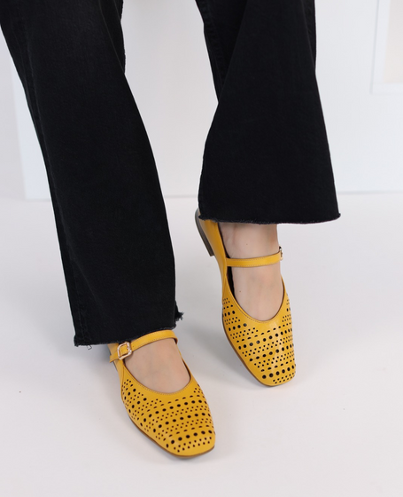 Algeria Mustard-Colored Leather Women's Ballerina Flats