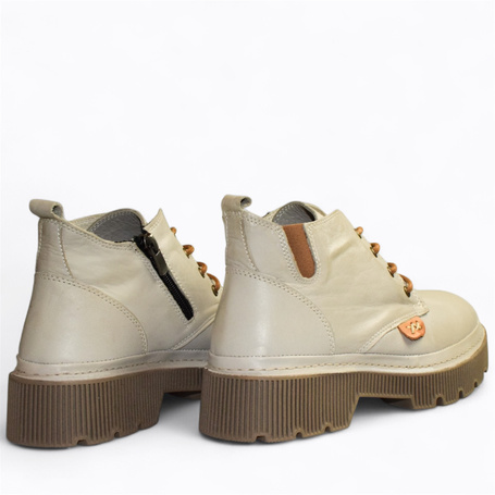 Markena Women's Gray Leather Boots