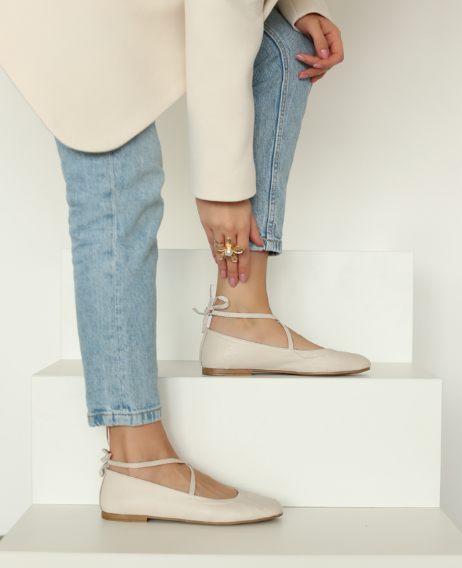 Glorita Beige Leather Ballerina Flats