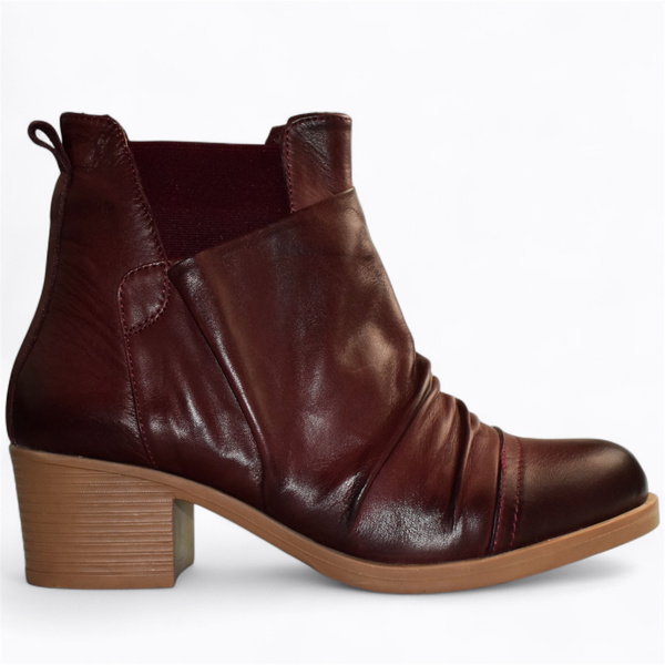 Hirenia Women's Burgundy Leather Ankle Boots