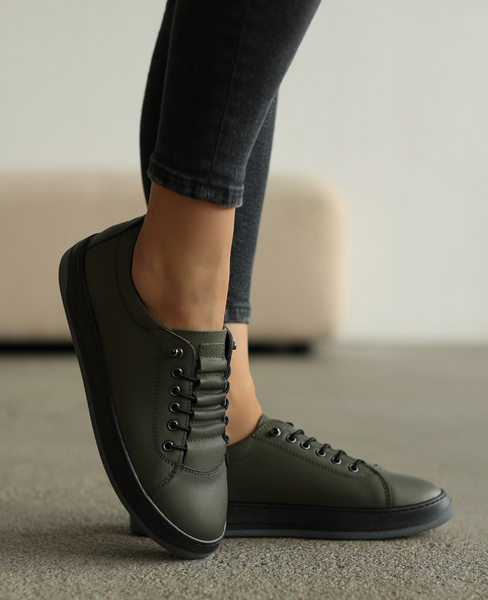 Arestia Women's Olive Leather Sneakers