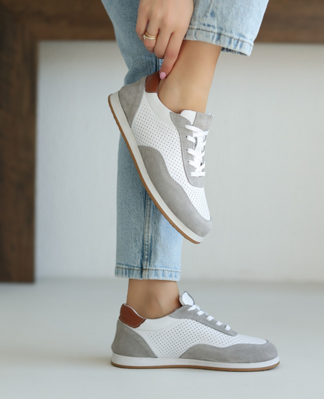Asireni Women's White Leather Sneakers