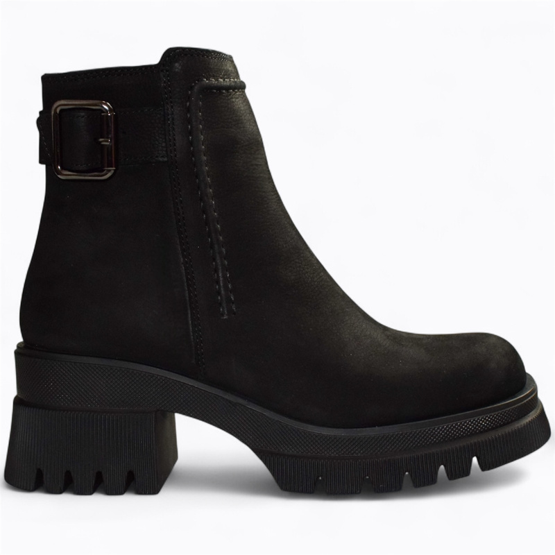 Selvira Women's Black Leather Ankle Boots