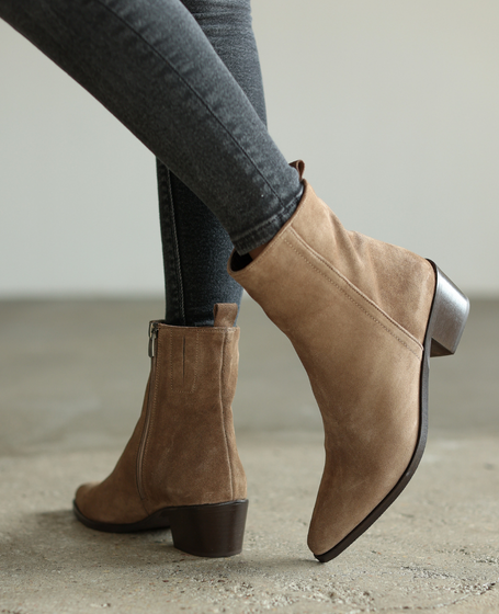 Zafrina Women's Gray Leather Ankle Boots