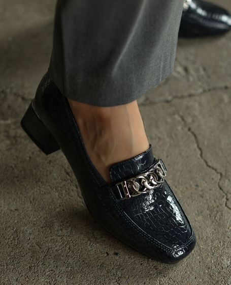 Aurea Navy Blue Leather Women's Pumps