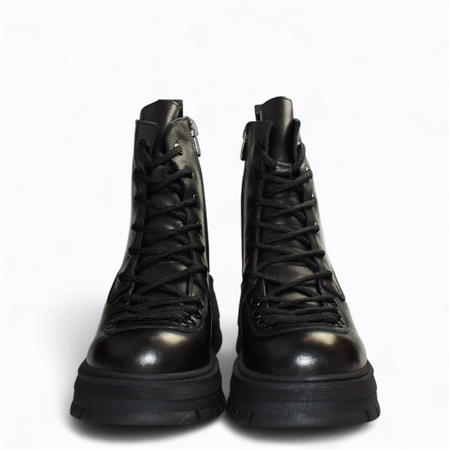 Skórzane czarne trzewiki damskie Orestia