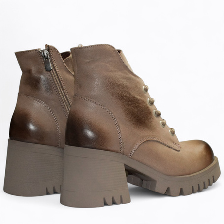 Isadora Women's Gray Leather Ankle Boots