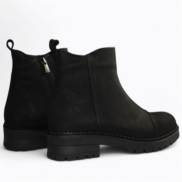 Zarline Women's Black Leather Ankle Boots