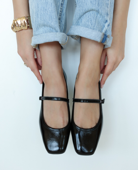 Irlinda Women's Black Leather Low-Cut Shoes