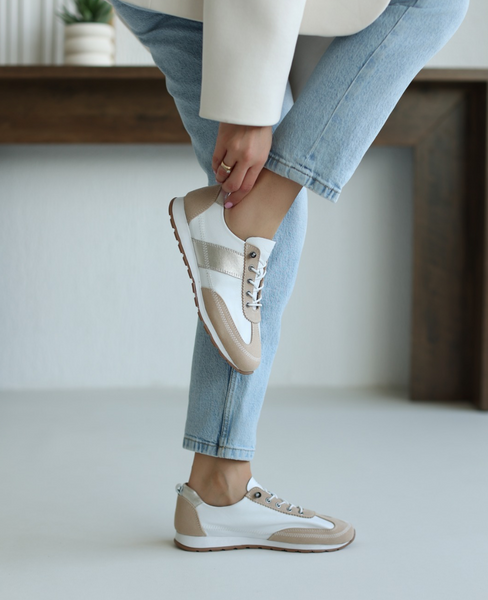 Corlina Women's White Leather Low-Top Shoes