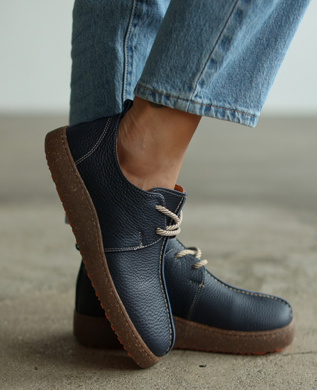 Olirien Women's Navy Blue Leather Low-Cut Shoes