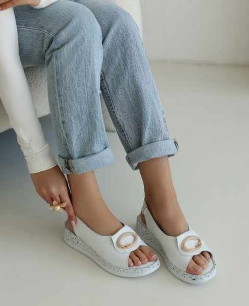 Blemisa White Leather Women's Sandals