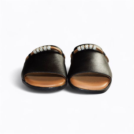 LUCERNA BLACK WOMEN'S FLIP-FLOPS