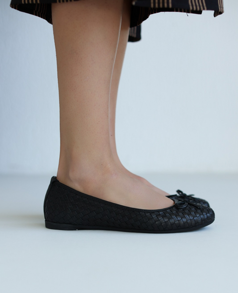 Fesoria Women's Black Leather Ballerina Flats