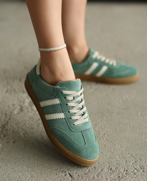 Magline Women's Mint Leather Sneakers