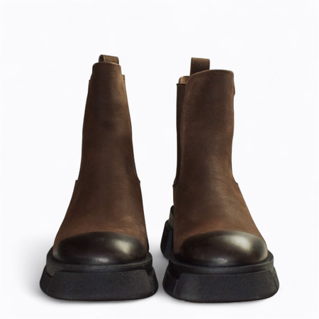 Skórzane brązowe sztyblety damskie Caletia